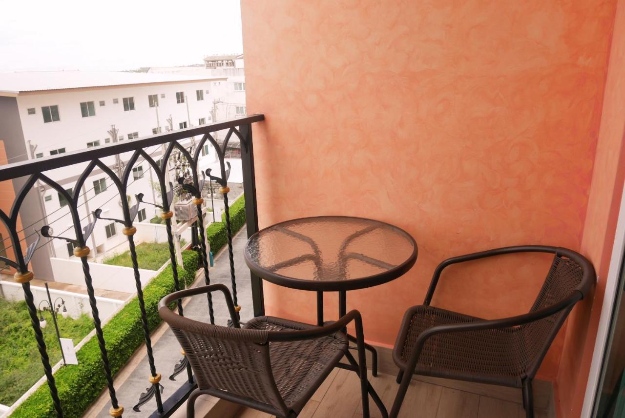 חוף ג'ומטיין Seven Seas Resort Pattaya & Sofa Bed מראה חיצוני תמונה